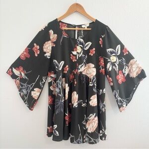 Umgee Floral Tunic Blouse Top Boho Flowy Bell Sleeve Size M Cottagecore